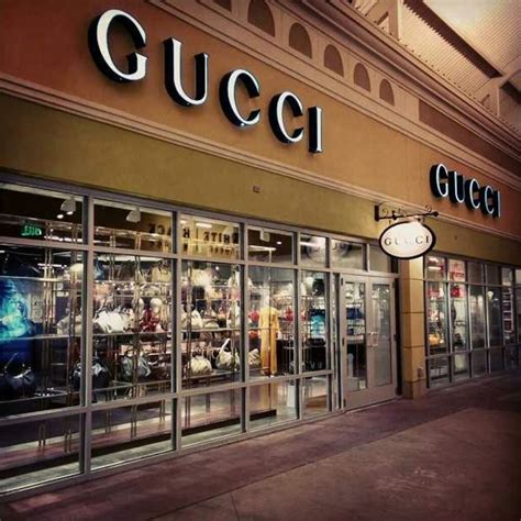 Gucci outlet store near me